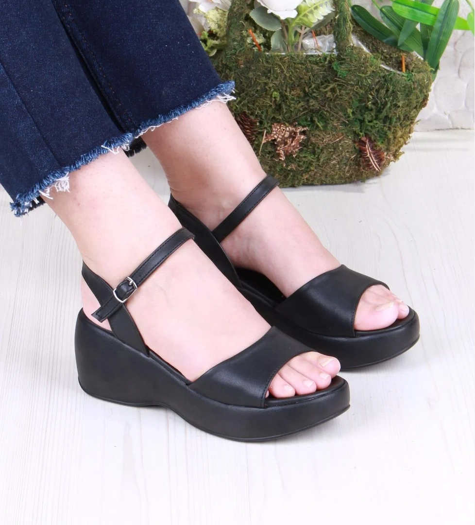 35400 Fancy Anatomik Rahat Toka Detaylı Dolgu Taban Kadın Sandalet