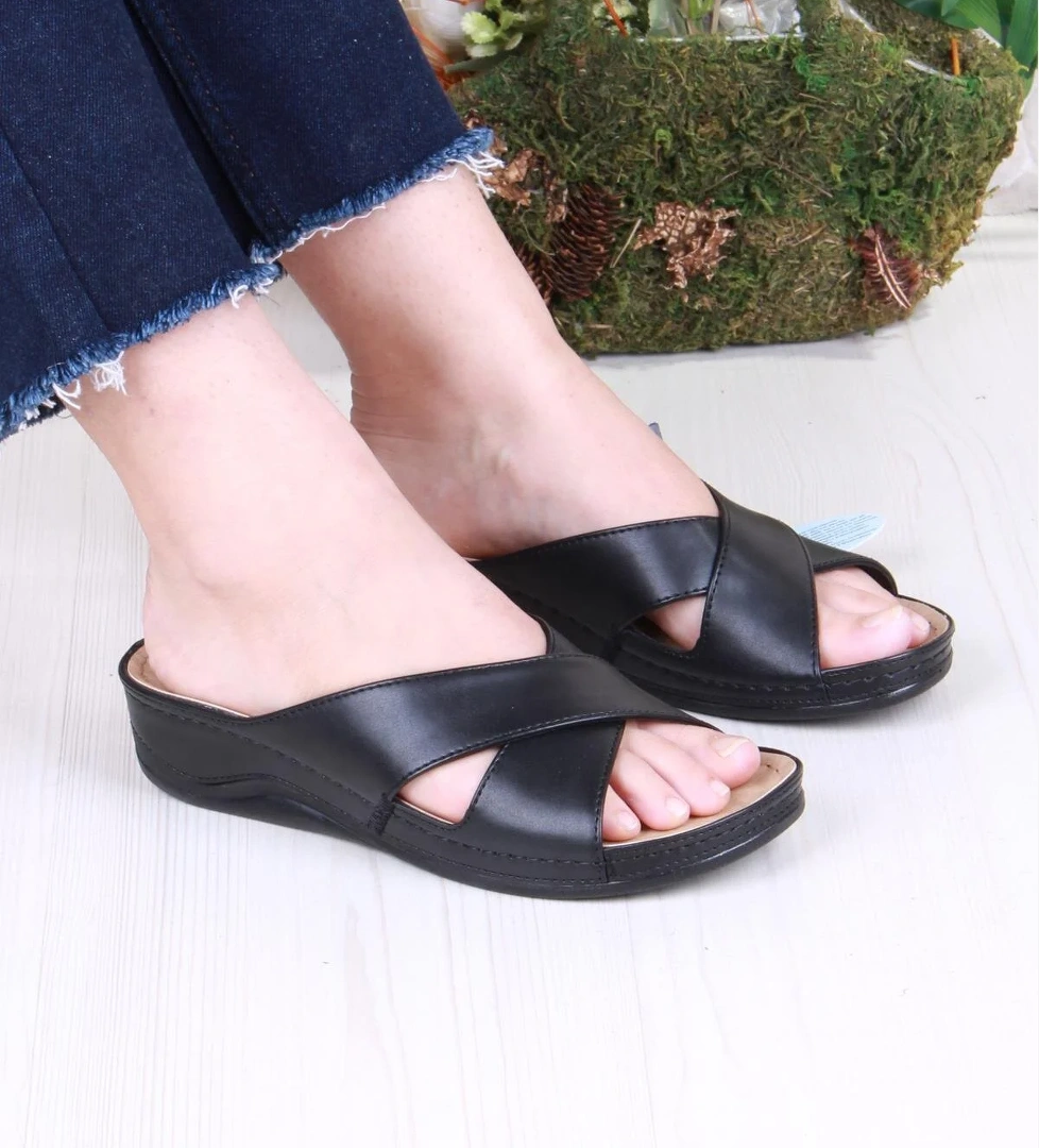 Ceyo Ceyo 9946-1 Siyah Rahat Topuk Dikeni Destekli Çapraz Bantlı Kadın Terlik Sandalet & Terlik | Flo Siyah - 1. görsel