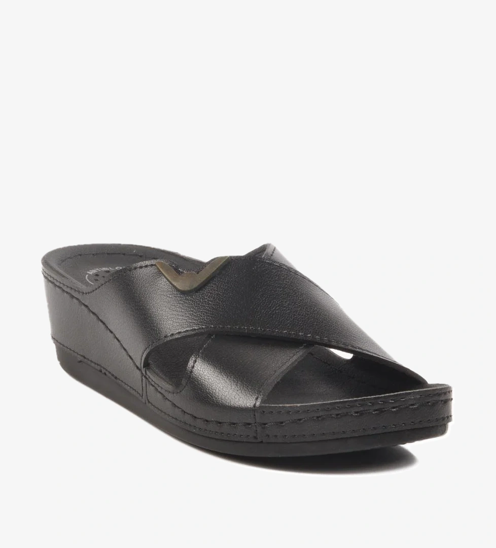 Siyah Anatomik Taban Kadın Terlik Bento 15.047 Z