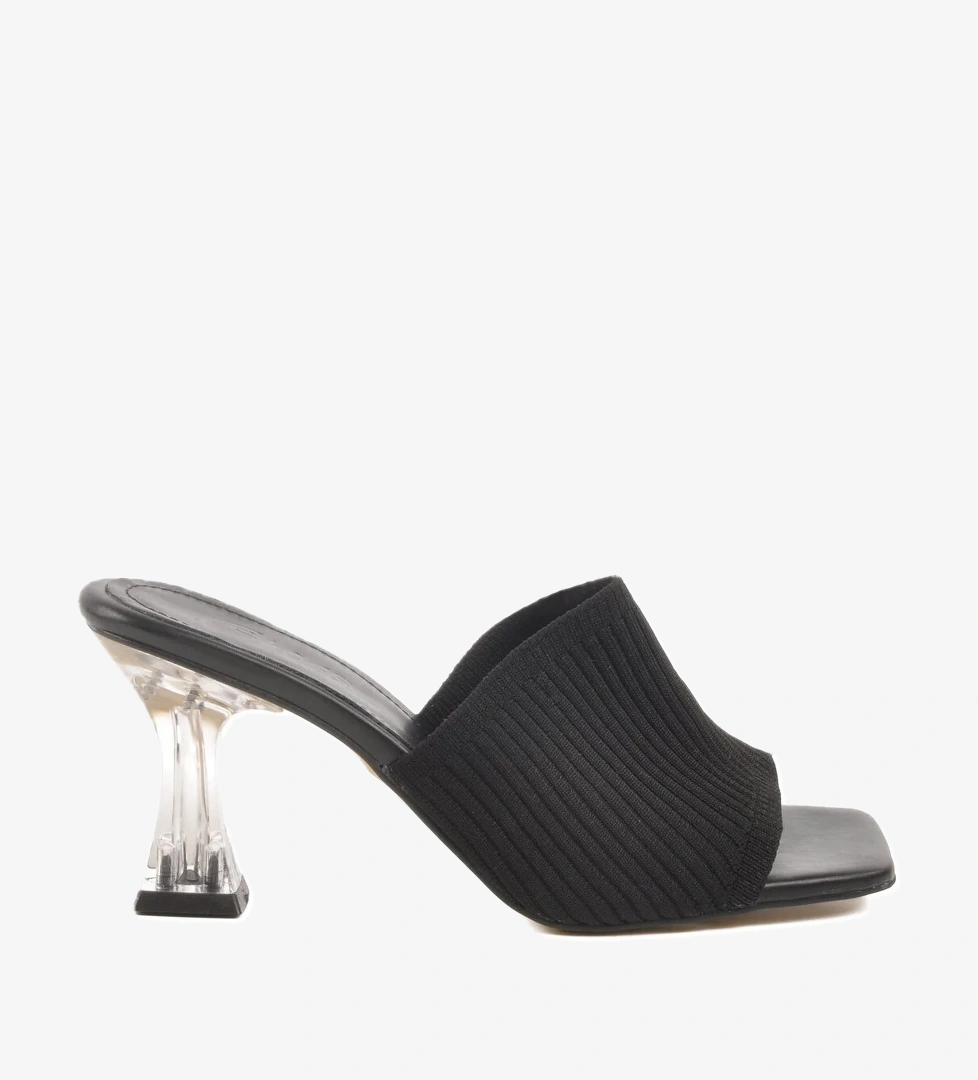 A Spor Aspor Siyah Kadın Topuklu Terlik model görseli