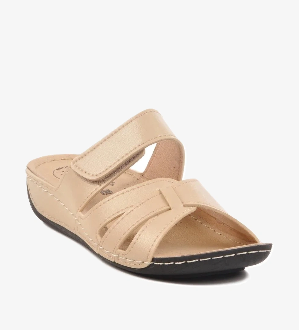 Ayakmod Bej Siyah Kadın Terlik Bento 16.058 Z model görseli