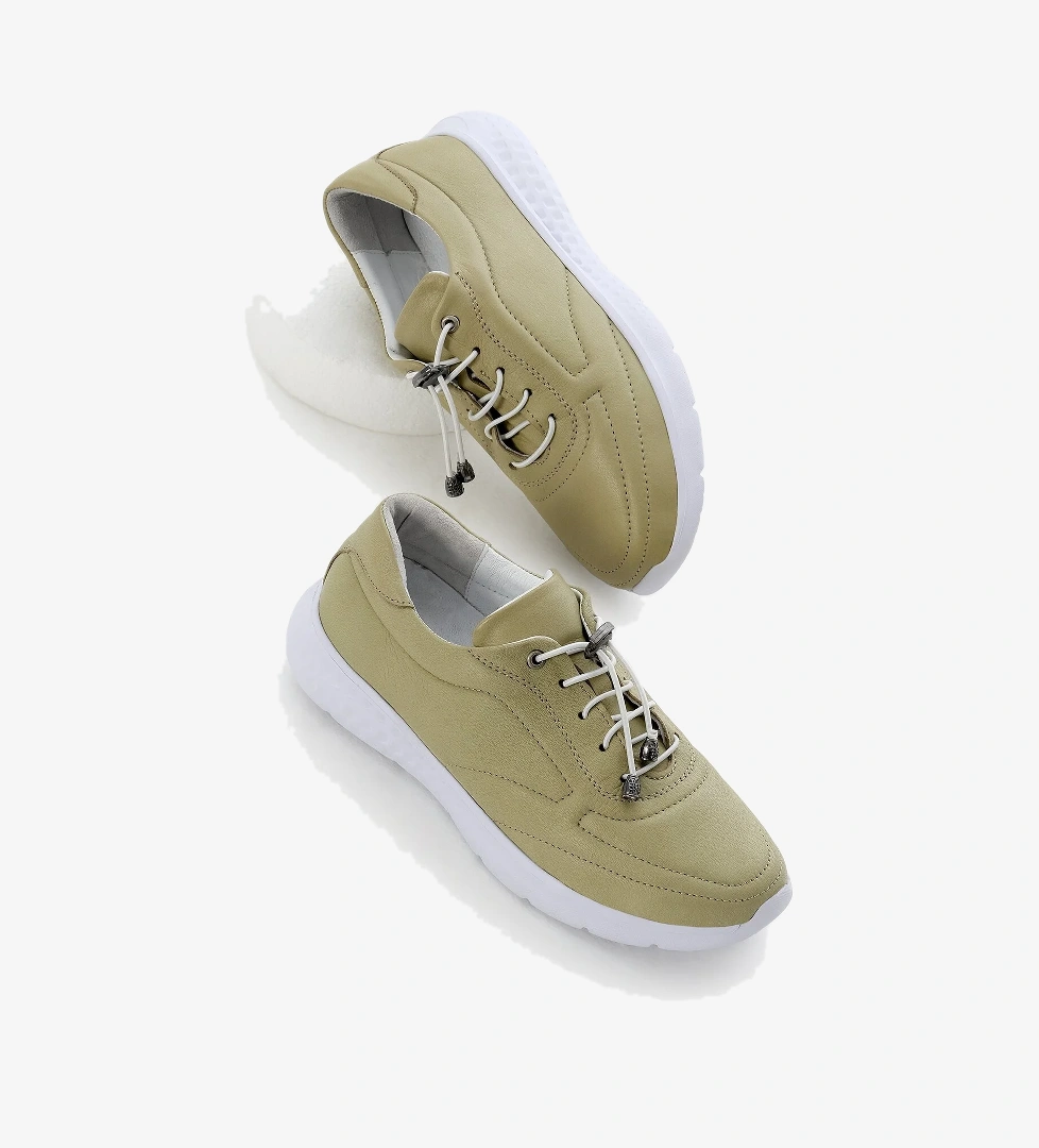 Tonny Black Kadın Yeşil Siyah Poli Taban Lastik Bağcıklı İçi Dışı Hakiki Deri Günlük Ayakkabı model görseli