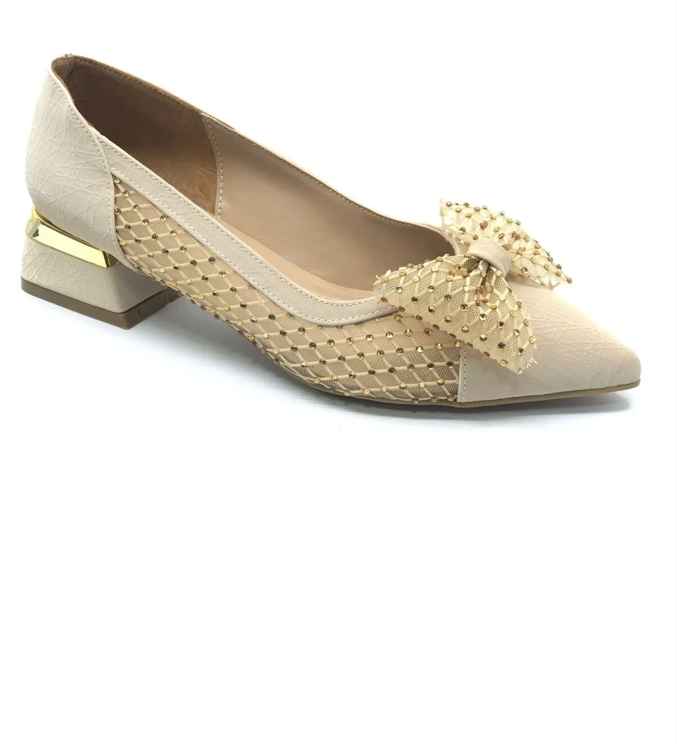 Dantel Kurdela Toka Detaylı Kadın Klasik Ayakkabı