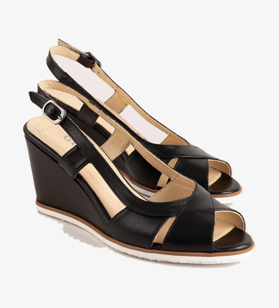 Gondol Kundura Gondol Kadın Hakiki Deri Dolgu Topuk Ayakkabı Şhn.7029 model görseli