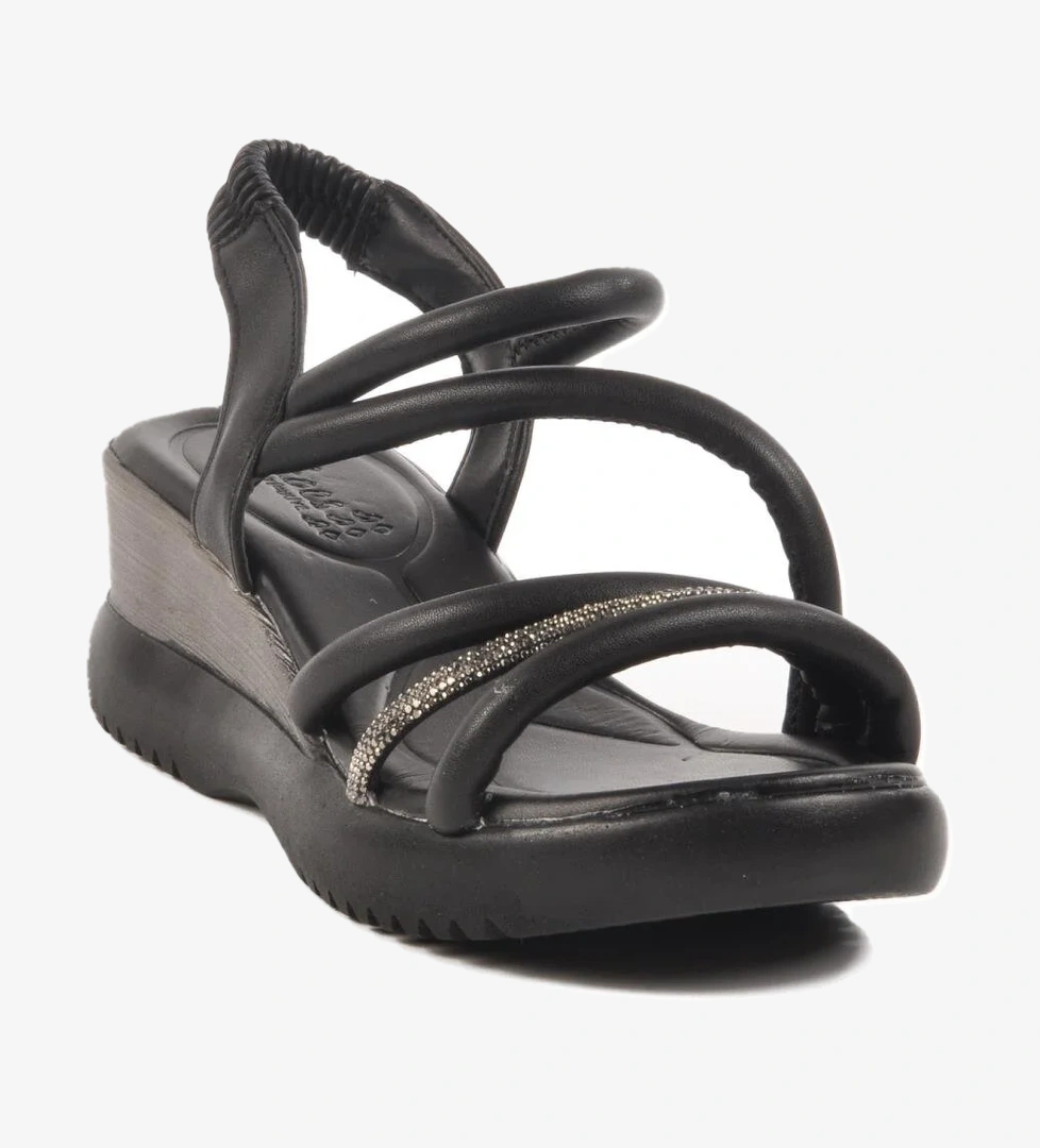 Walkway Bej Taşlı Kadın Siyah Sandalet T-004 Z model görseli