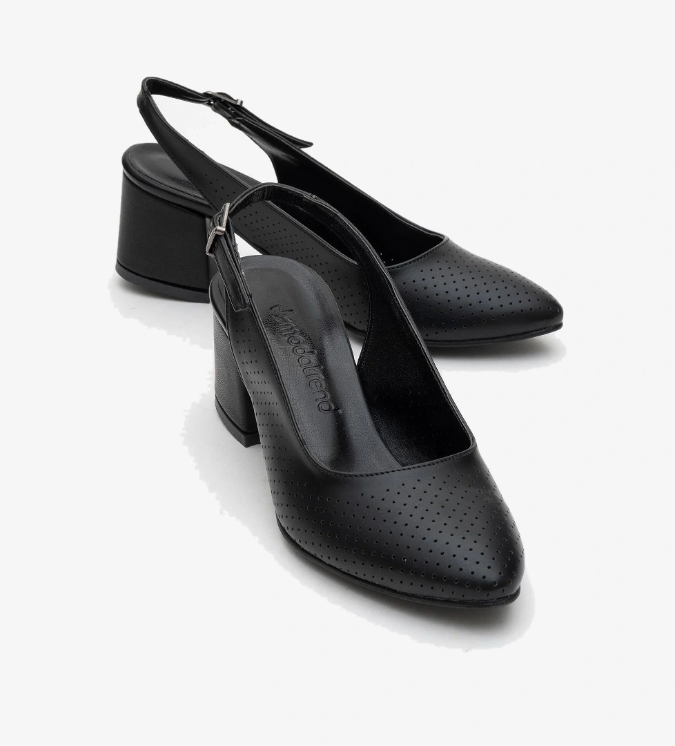 Zımbalı Açık Kadın Topuklu Sandalet SİYAH CİLT