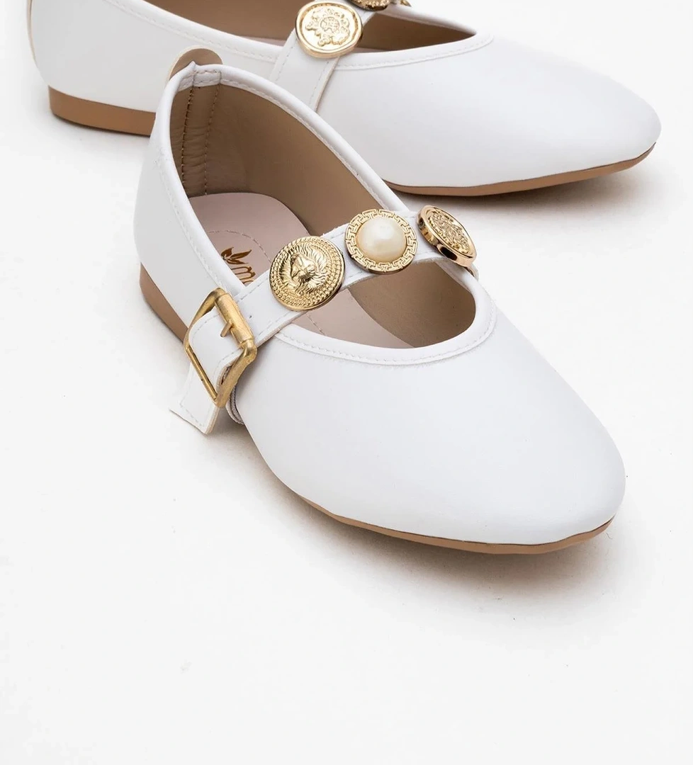 Kadın Kemerli Armalı Tek Biyeli Küt Burunlu Babet BEYAZ