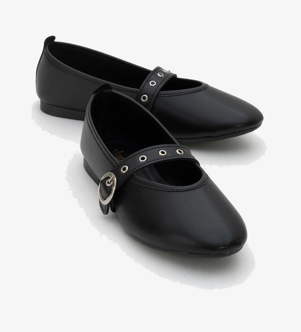 Kadın Tek Biyeli Tokalı Babet SİYAH