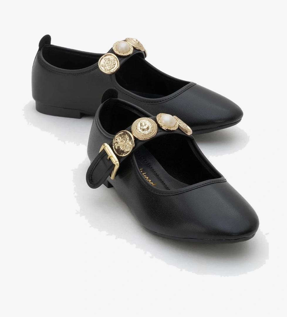 Ccway Kadın Kemerli Armalı Tek Biyeli Küt Burunlu Babet model görseli