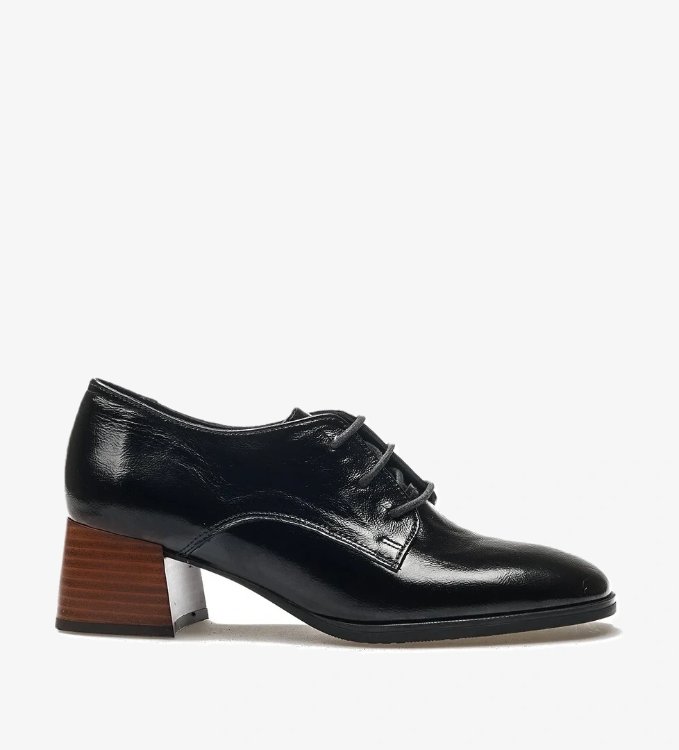 Mammamia Kadın Hakiki Deri Topuklu Makosen Günlük Ayakkabı (36-40) 24k D24ka-35 Z Siyah Kırışık Rugan model görseli