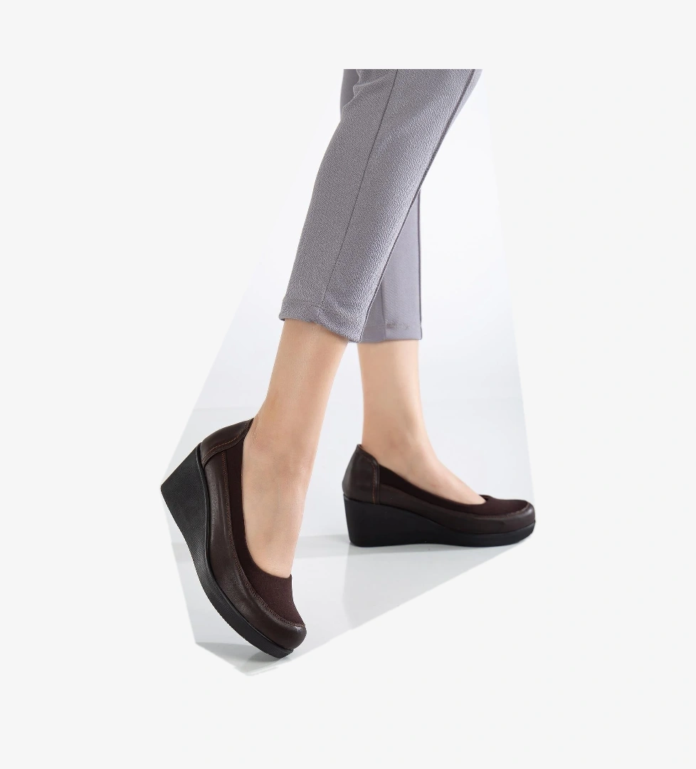 Ayakdaş 353 Kadın Dolgu Topuk Klasik Ayakkabı model görseli