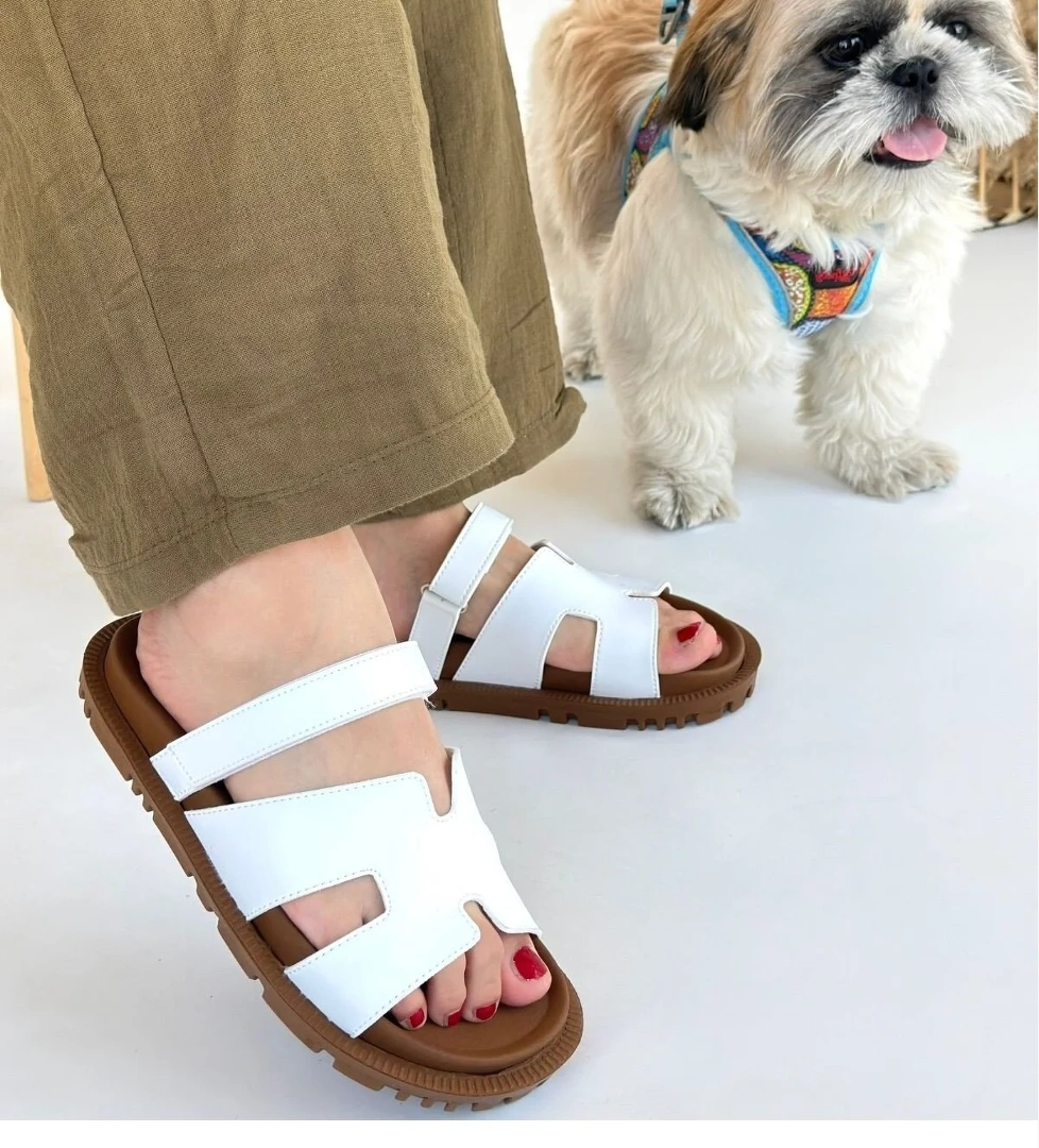 Pabucmarketi Siyah Beyaz Nubuk Kadın Düz Terlik model görseli