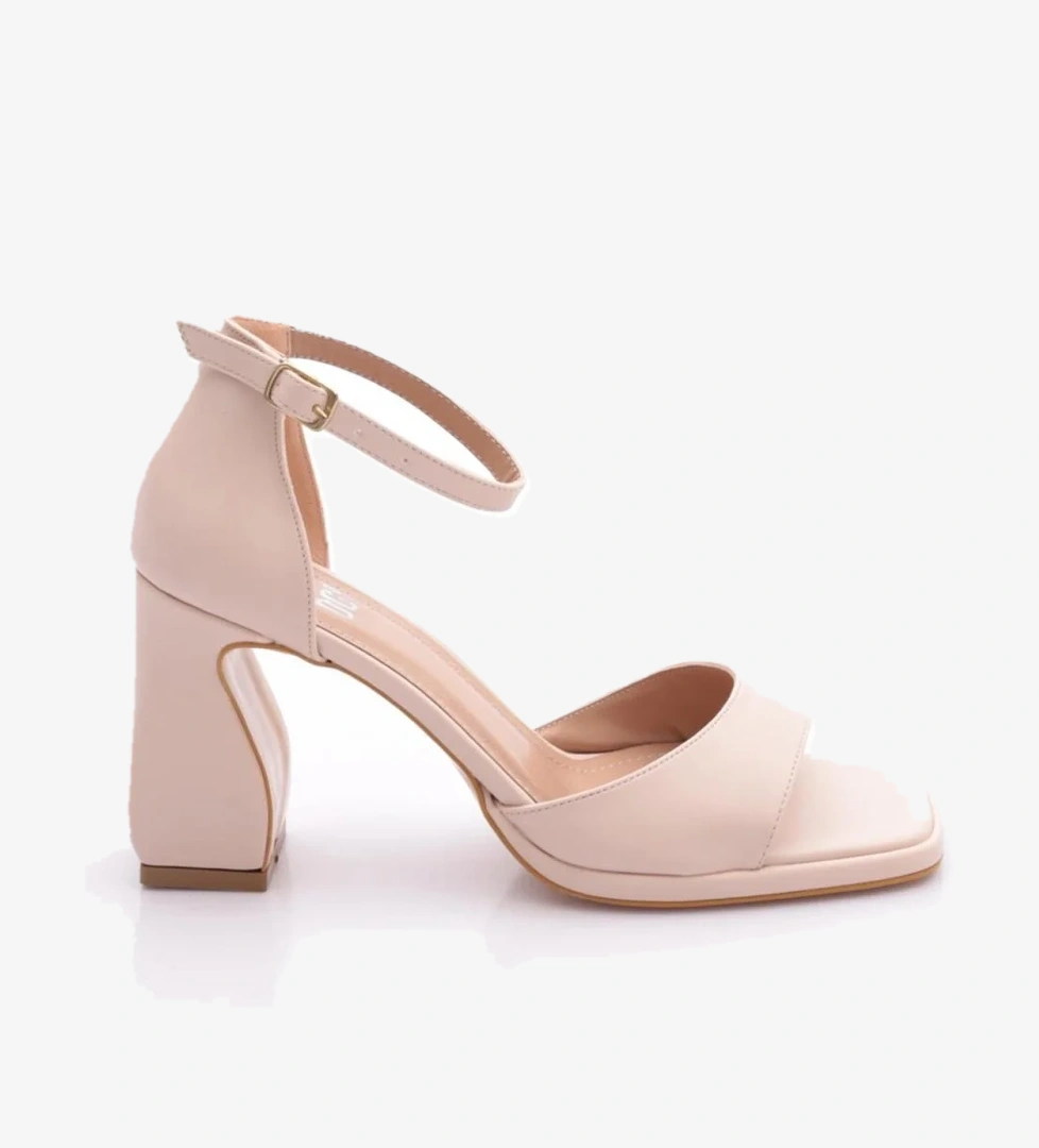 Dgn Pm221-K501 Kadin Tek Şeritli Bilekten Bağlama Topuklu Ayakkabi model görseli