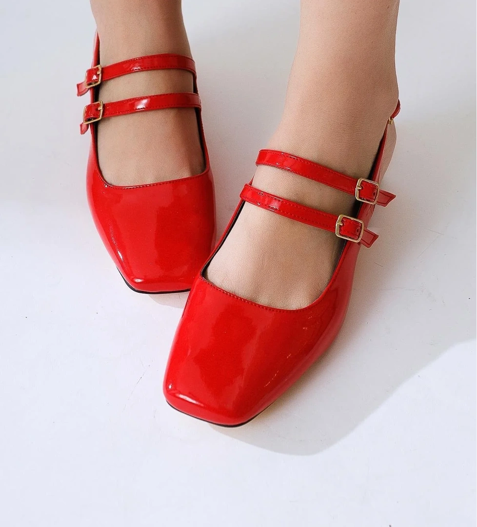 Kırmızı Rugan Çift Bantlı Kısa Kadın Topuklu Günlük Ayakkabı - Görsel 1