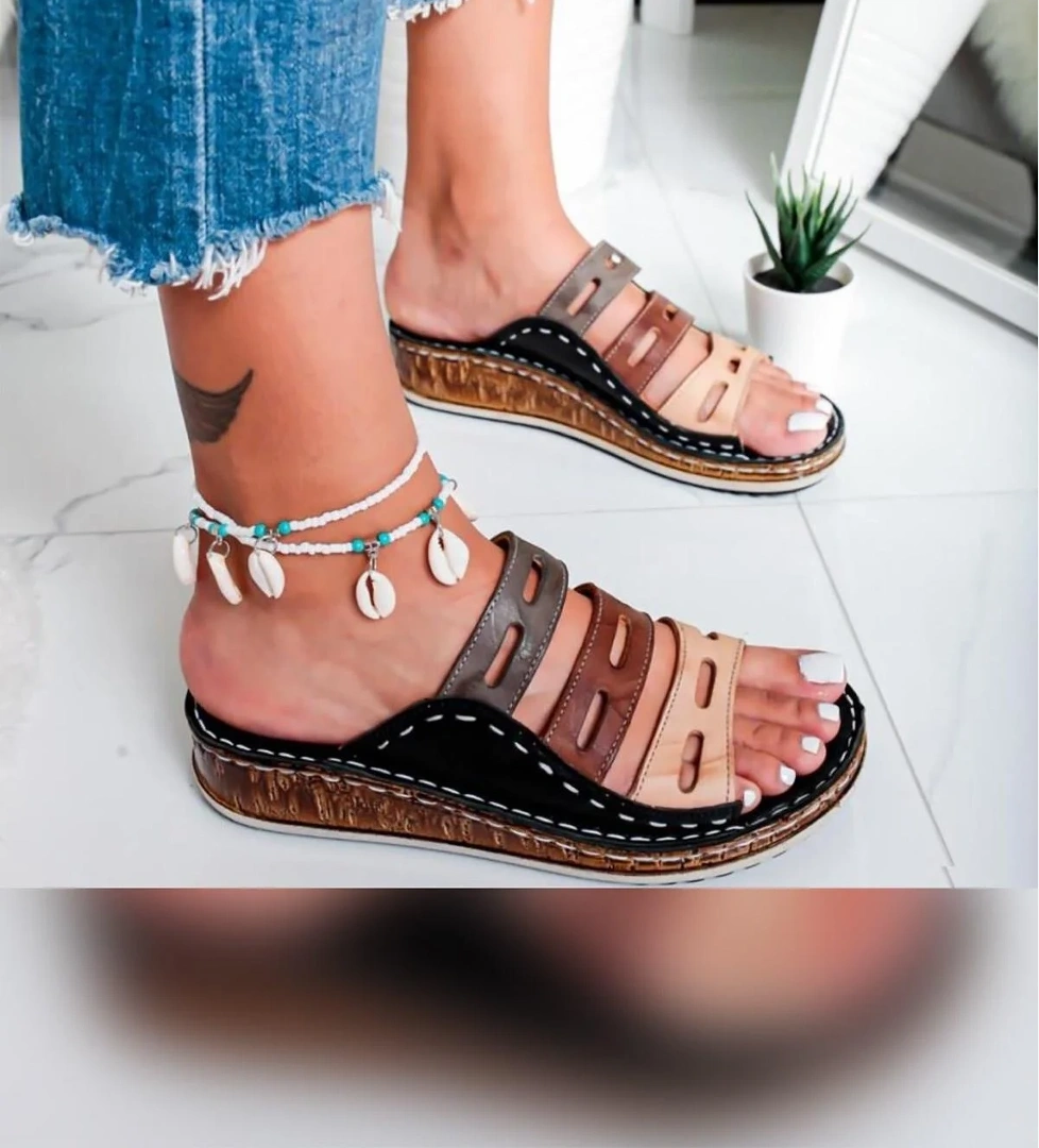 Limoya Hakiki Deri Siyah Comfort Lazer Kesim Kadın Terlik model görseli