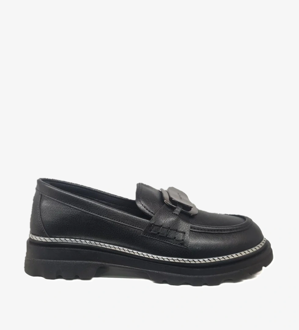 Demir Aksesuarlı Kadın Loafer Ayakkabı 989515-28Z