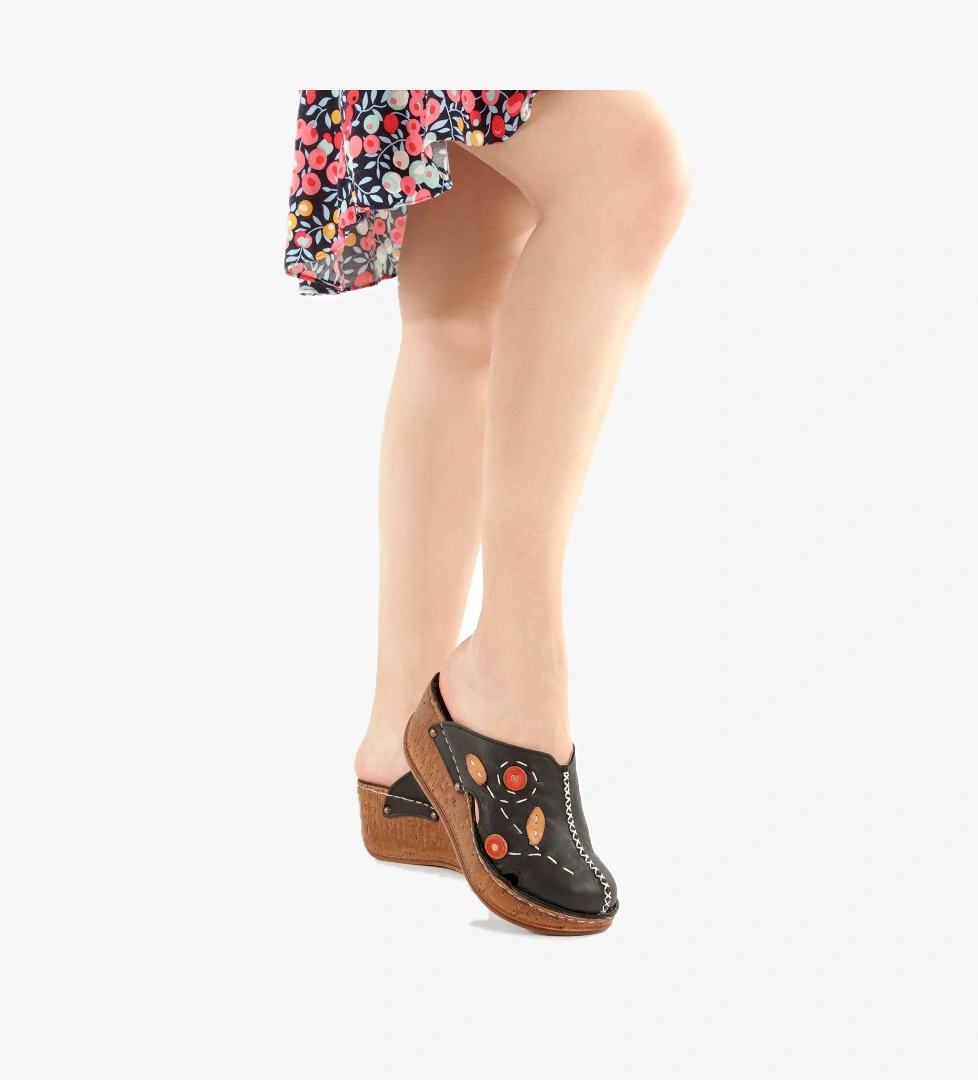 Toney Siyah Hakiki Deri Dolgu Topuklu Önü Kapalı Terlik - Görsel 1