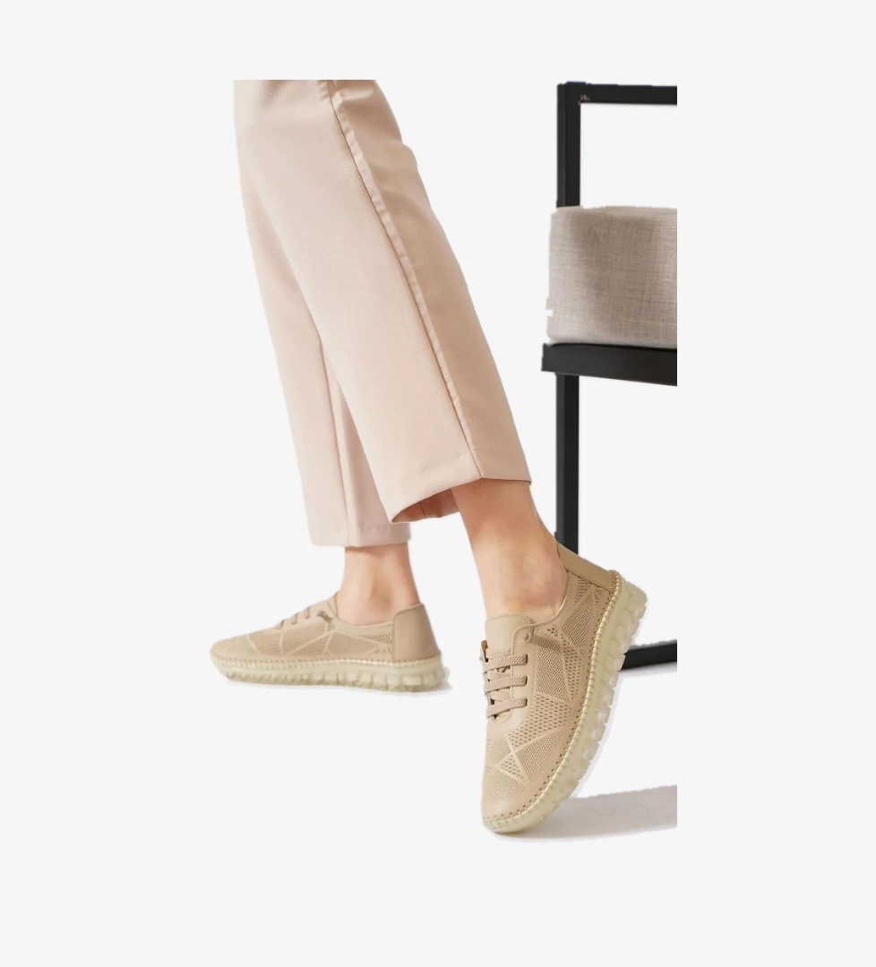 03194 Ortopedik Kadın Günlük Deri Ayakkabı