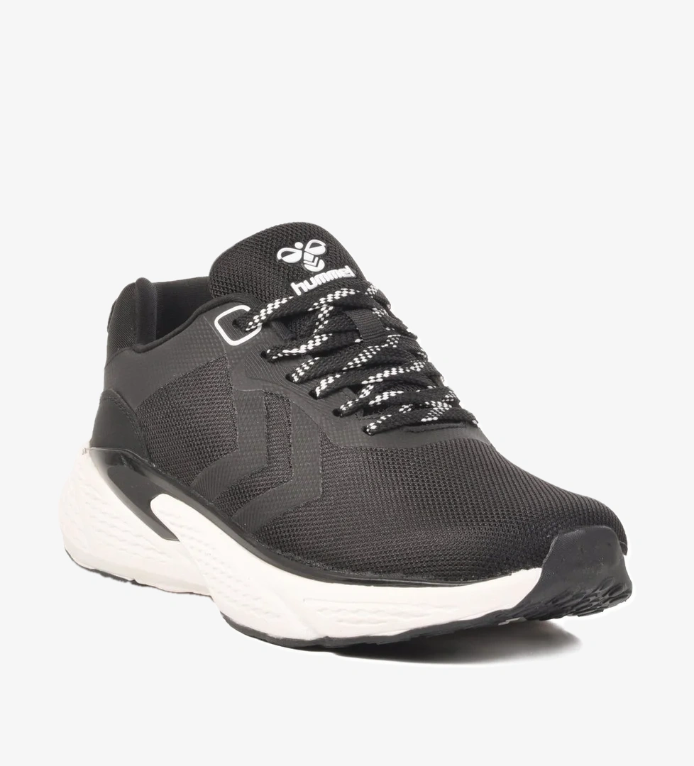 Hummel Siyah Beyaz Fileli Hafif Hava Alan Unisex Spor Ayakkabı model görseli