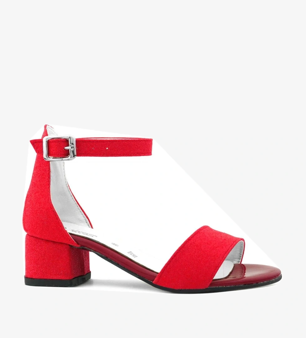 Hapshoe Kids Lilo Simli Kırmızı Tek Bantlı Kız Çocuk Topuklu Abiye Ayakkabı model görseli