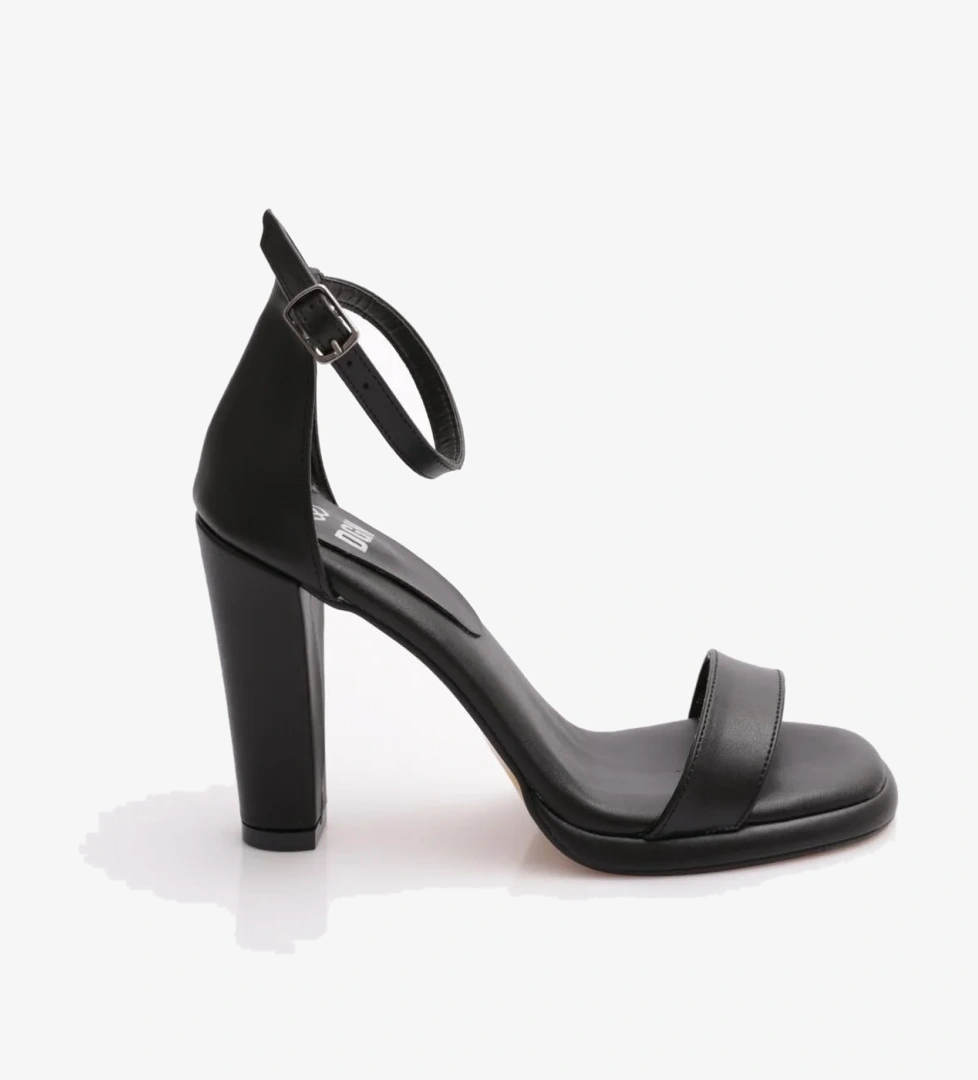 1752 Kadin Topuklu Ayakkabi