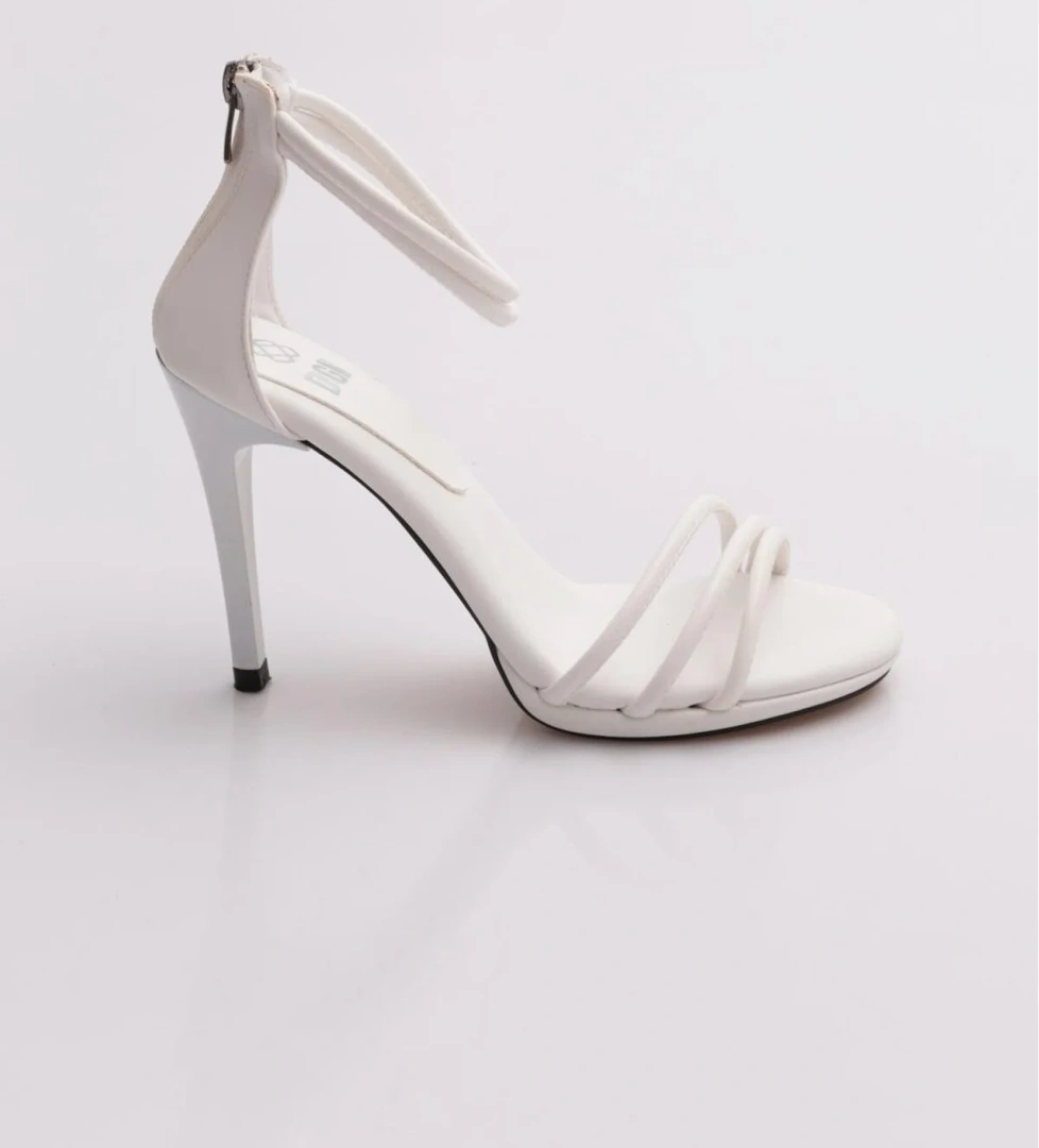 Dgn 7631 Kadin Topuklu Ayakkabi model görseli