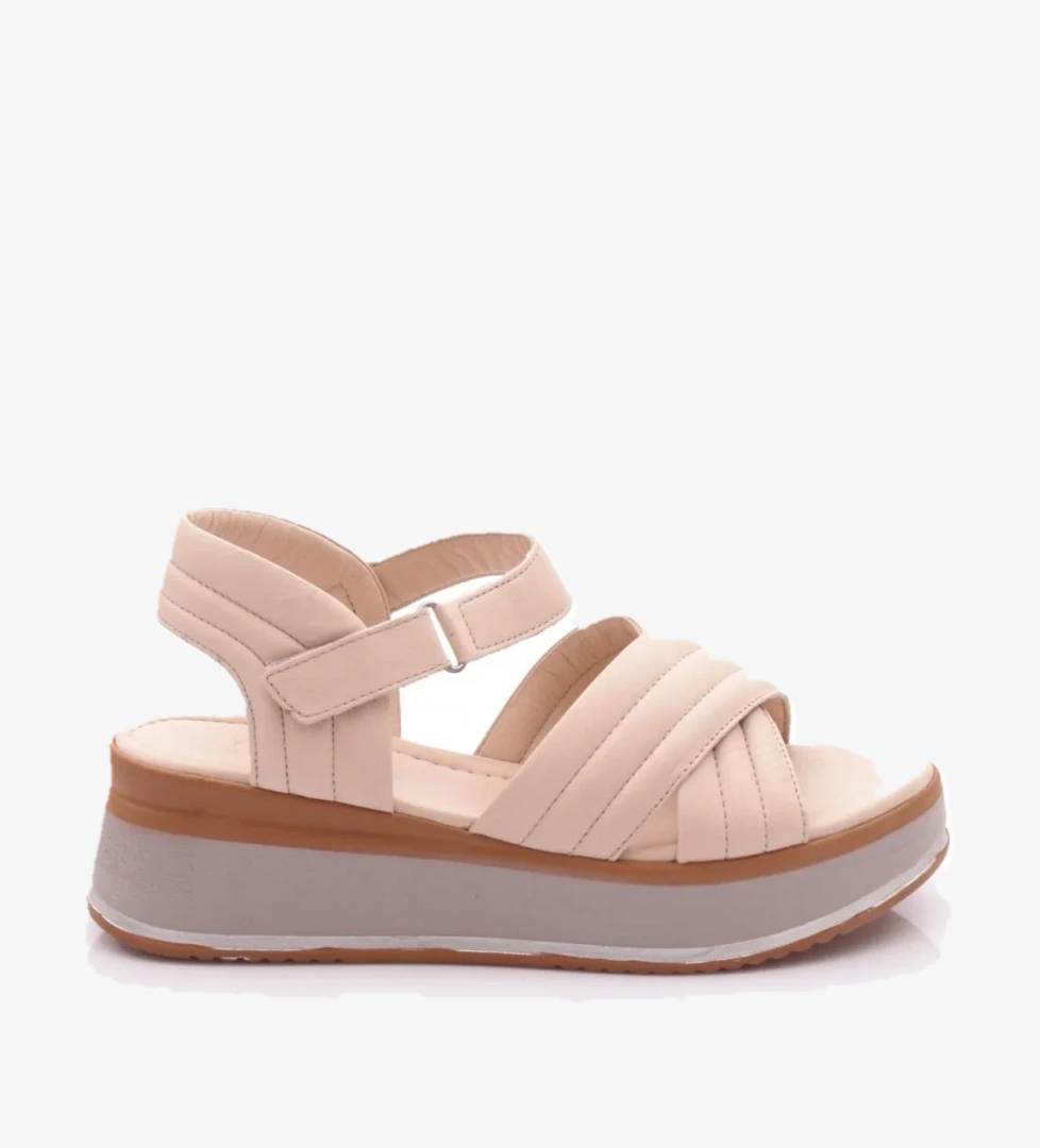 Dgn 1230-22229 Kadin Çapraz Bantli Sandalet model görseli