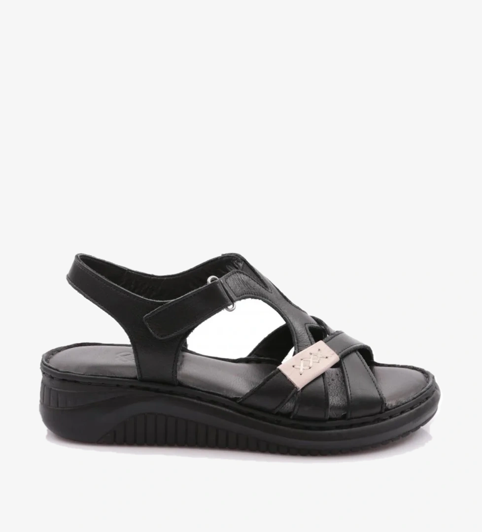 081 Kadin Çapraz Bantli Sandalet