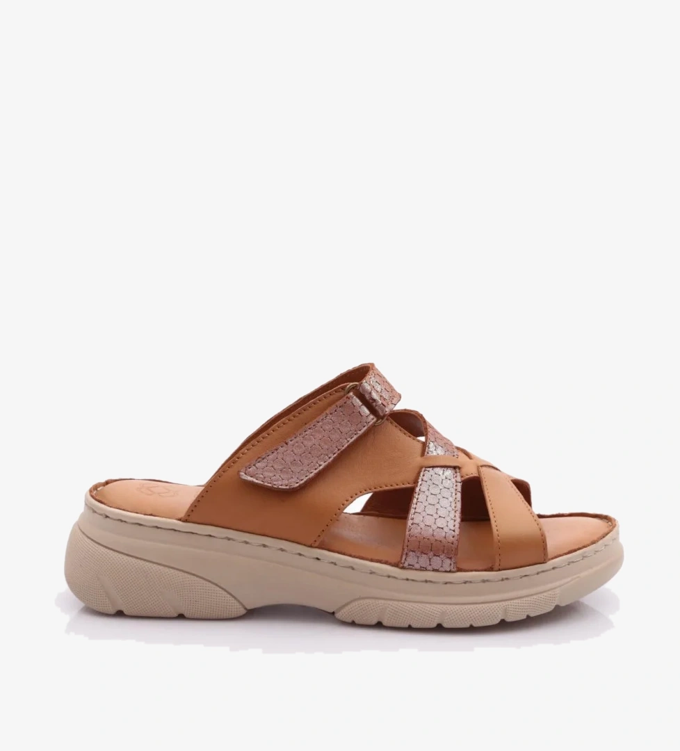 335 Kadin Cirtli Terlik