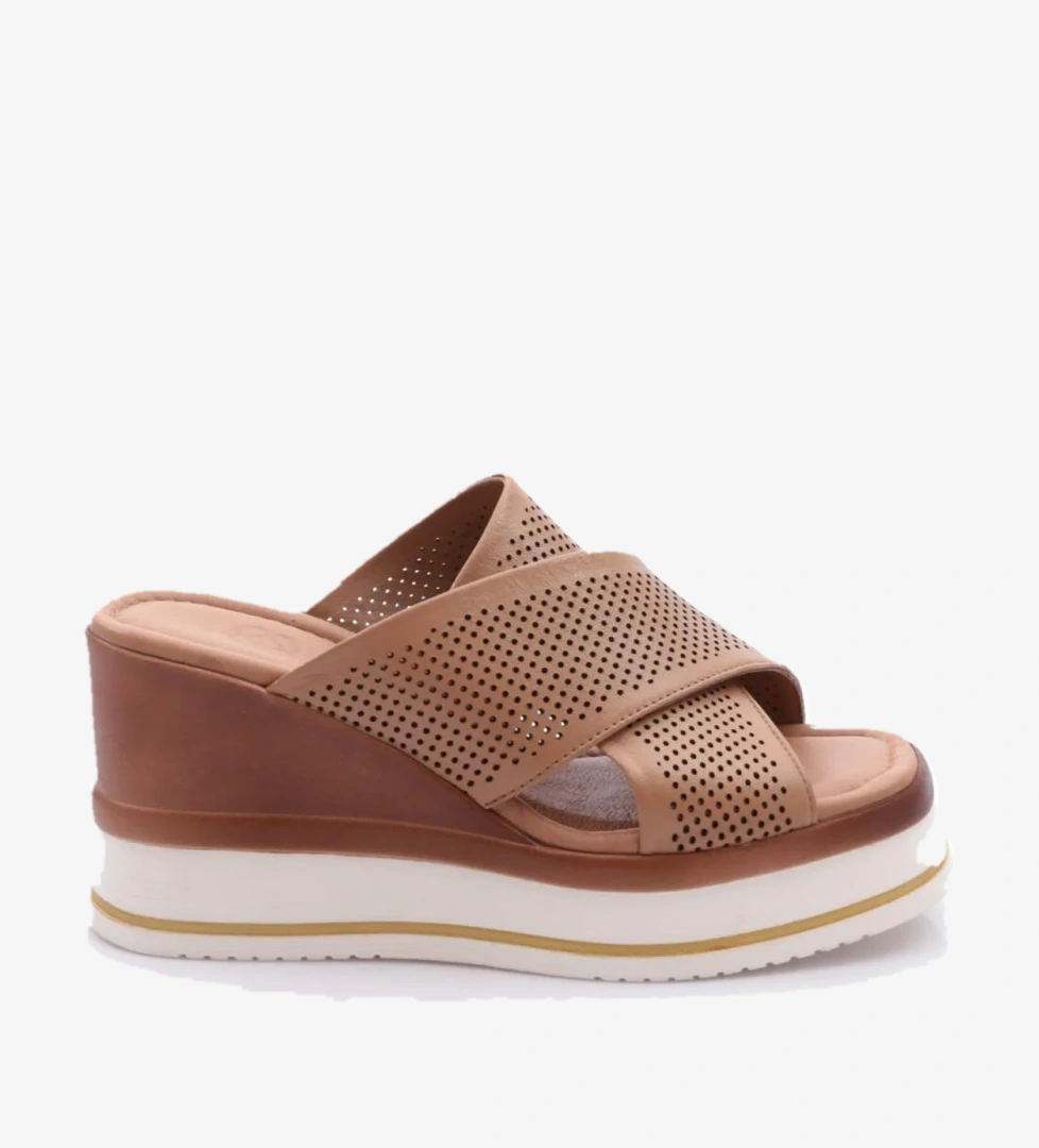 Dgn 319-24170 Kadin Mega Kalin Taban Terlik model görseli