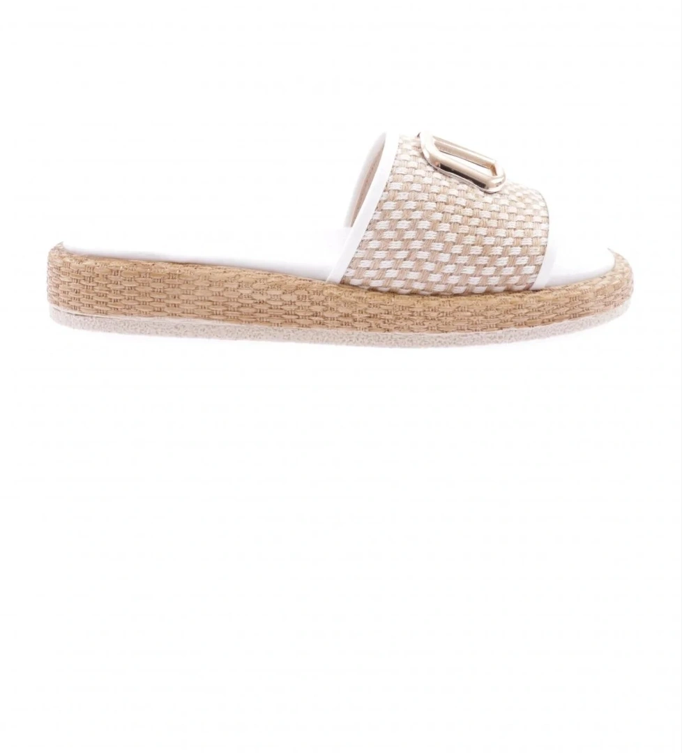 001 Kadin V Tokali Terlik