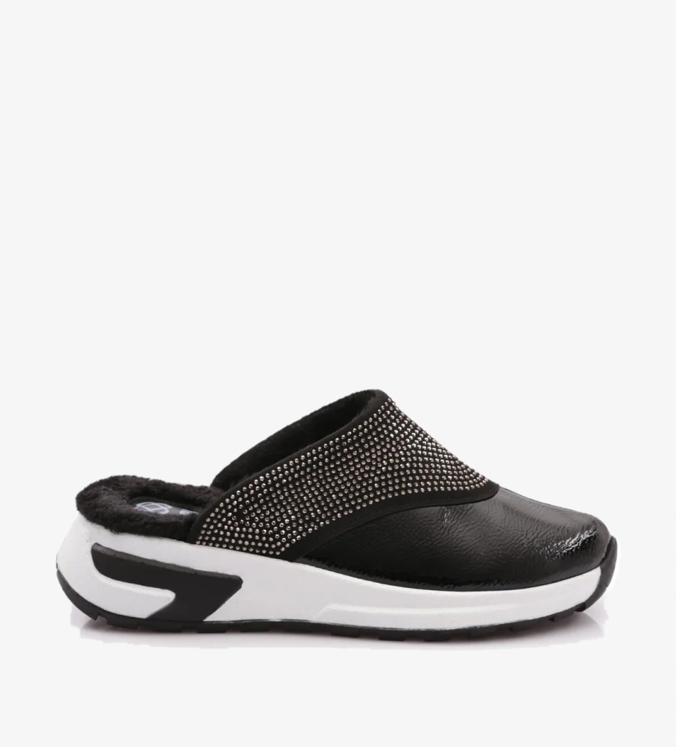 Dgn 05 Kadin Üstü Taşli İçi Kürk Detayli Terlik model görseli