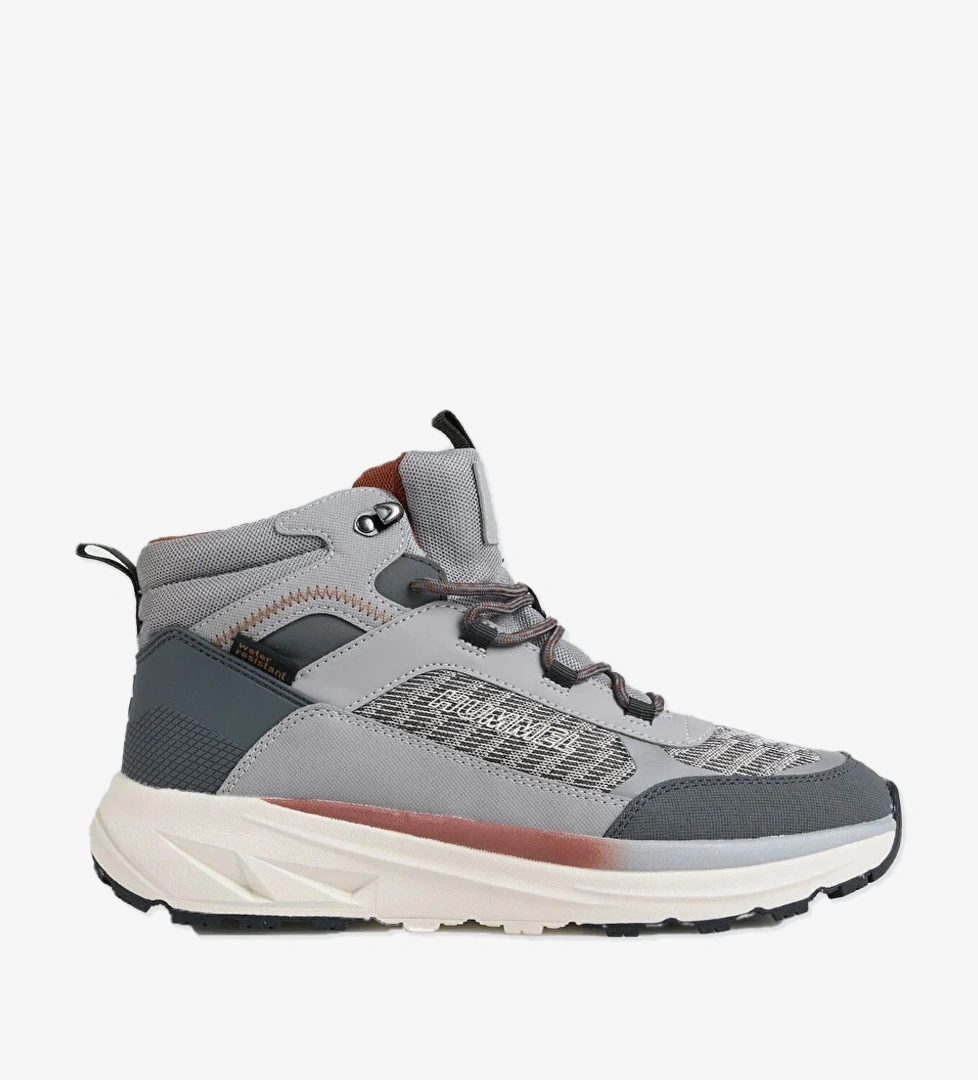 Hummel Urza High Unisex Outdoor Bot model görseli