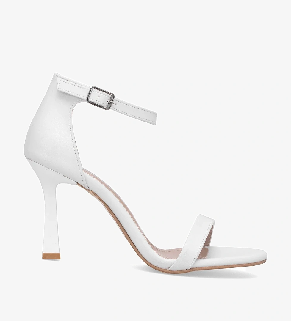 Ayakkabı Fuarı Elit MST1253C Kadın Klasik Topuklu ayakkabı Beyaz model görseli