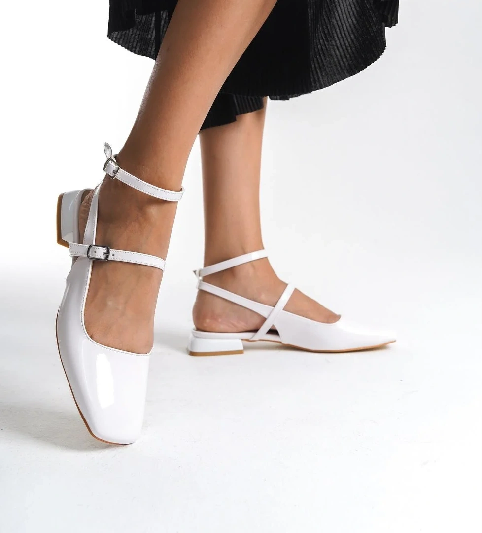 Atika Beyaz Rugan Mary Jane Babet Kısa Topuklu Günlük Ayakkabı