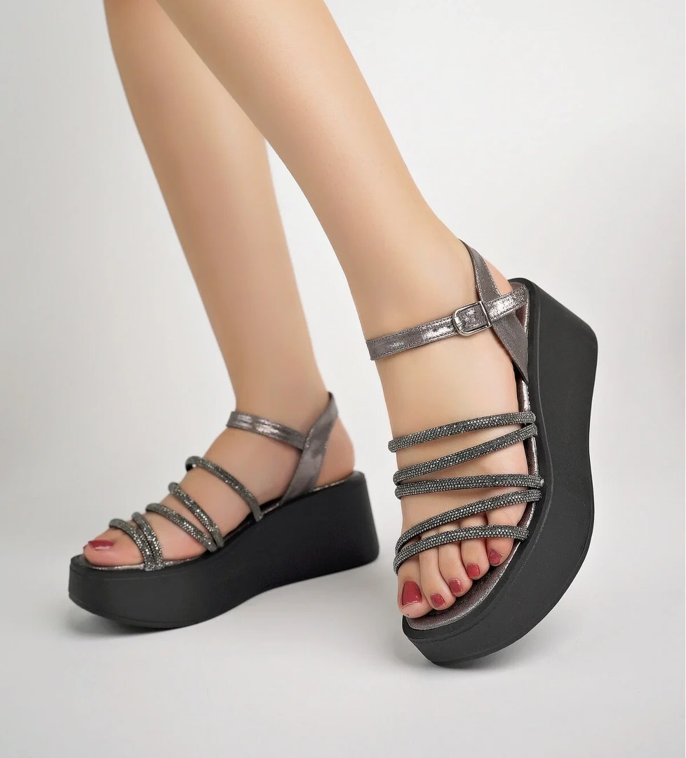 Freemax Kadın Garantili Çapraz Taş Detay 6 cm Topuk Eva Taban Platform Sandalet Ppl.5040 Platin - Görsel 1