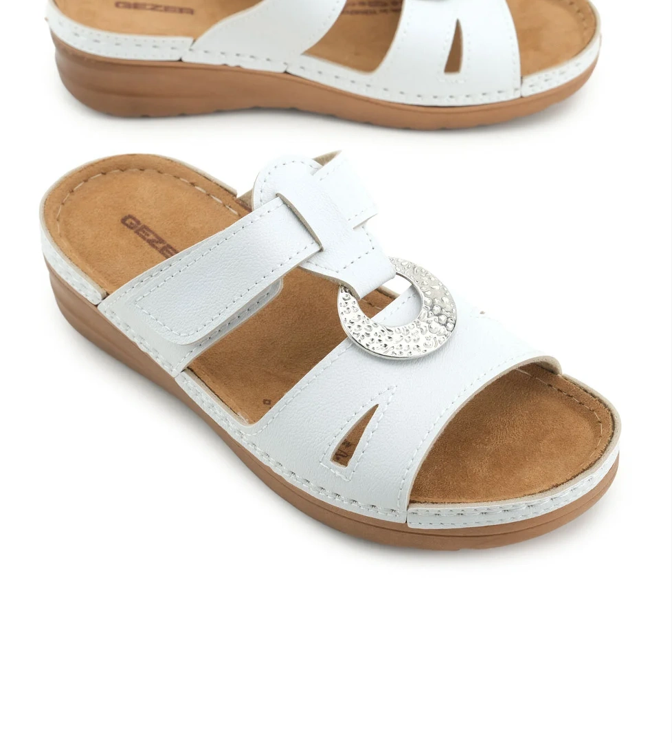 Yazlık Kadın Suni Deri Koleksiyon Cırtlı Ayarlanabilir Terlik - Görsel 1