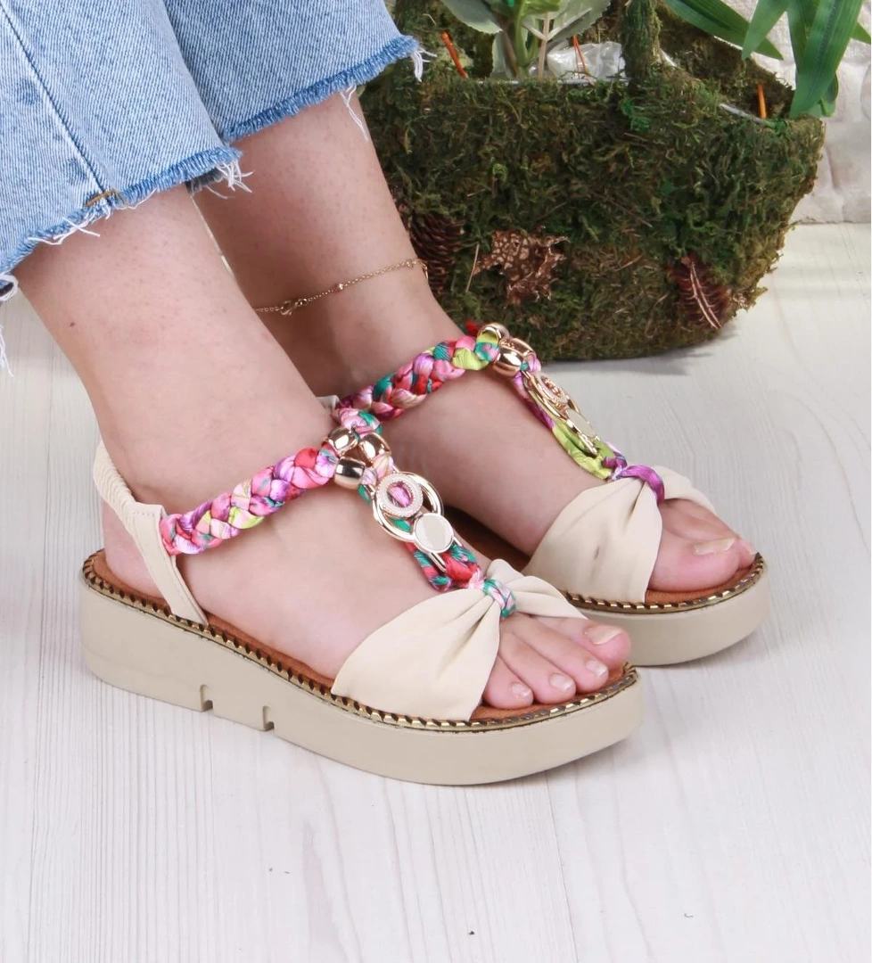 079-513 Fls Toka Detaylı Lastik Bağlı Renkli Örgü Kalın Taban Kadın Sandalet