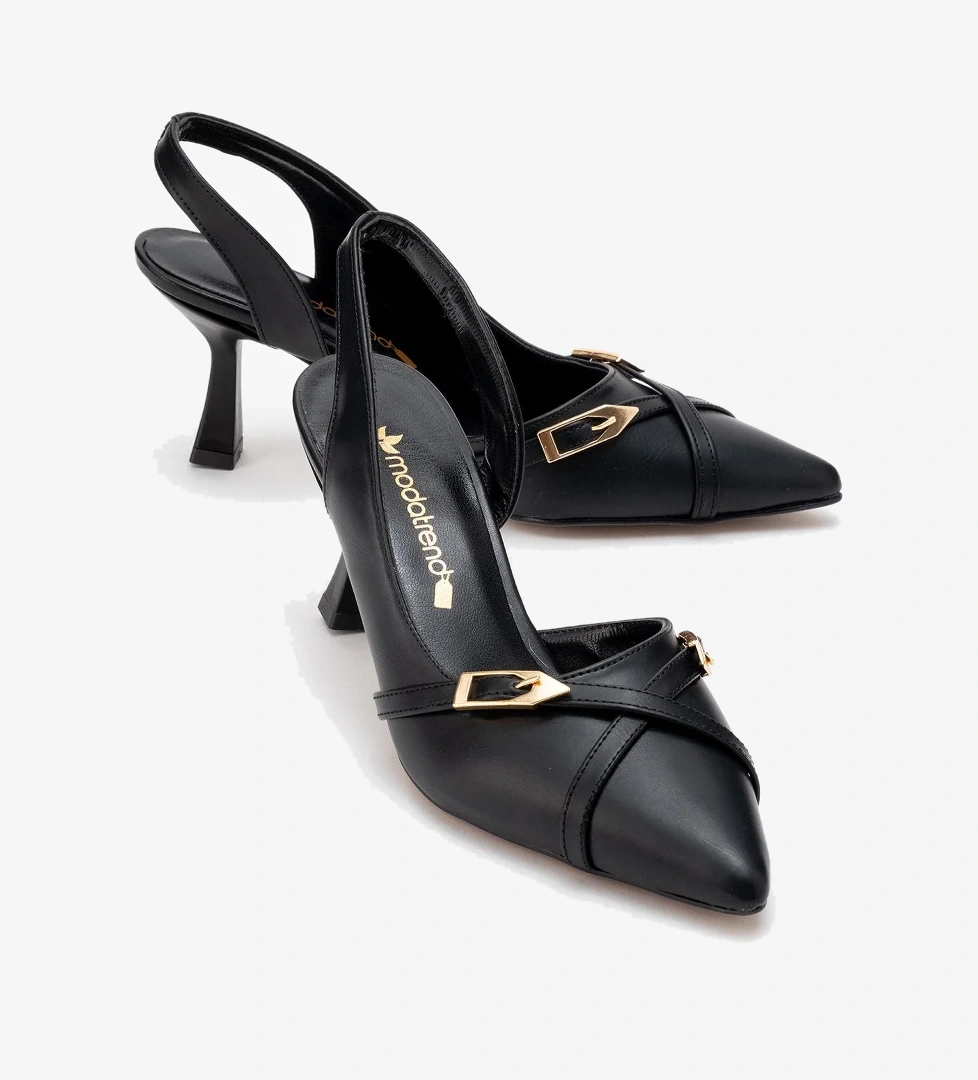 Ccway Kadın Sivri Burun Açık Ayakkabı Si̇yah Rugan Ci̇lt model görseli