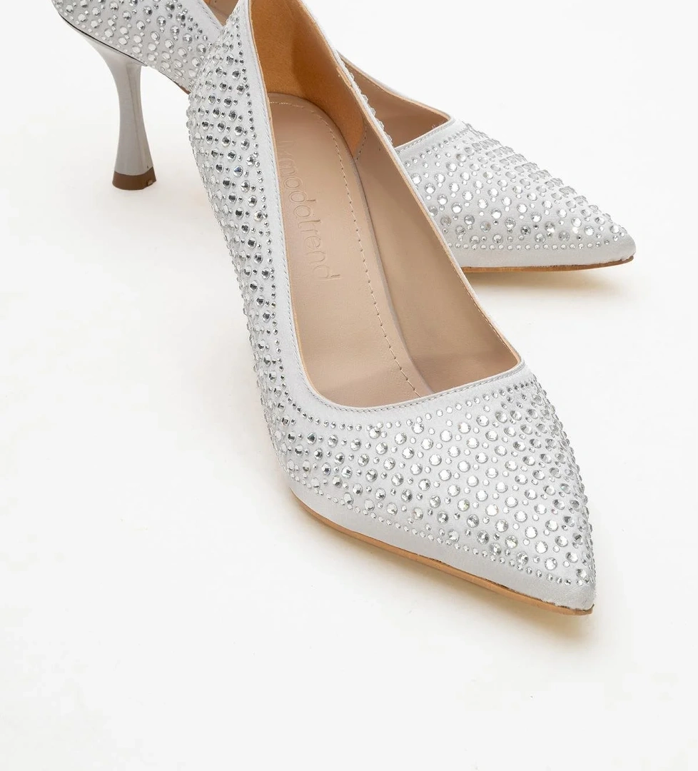 Taşlı Sivri Burunlu Stiletto Kadın Topuklu Ayakkabı GÜMÜŞ SATEN