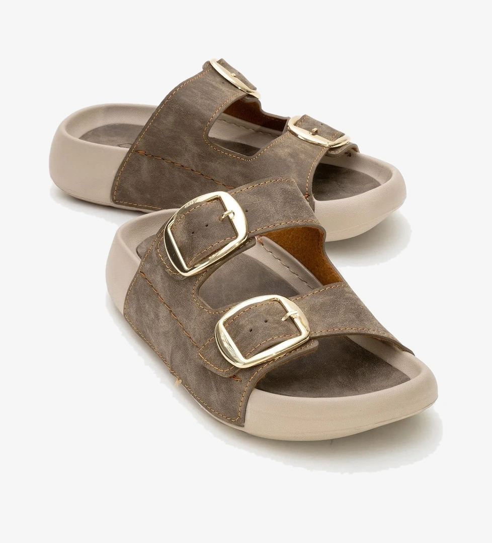 Ccway Kadın Gold Tokalı Terlik Si̇yah Vi̇zon model görseli