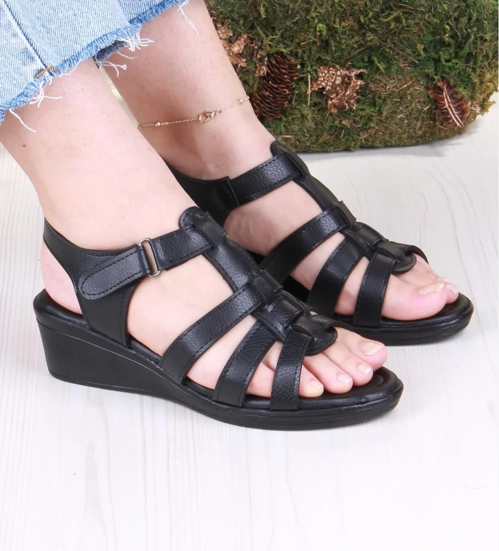 Fort 35859 Mavişim Rahat Esnek Çırt Bağlamalı Dolgu Topuklu Kadın Sandalet model görseli