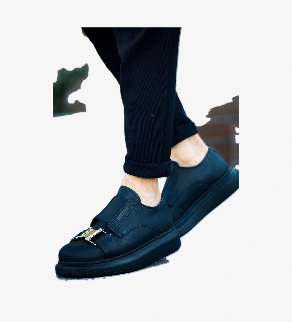 Lastikli Toka Detaylı Erkek Spor Ayakkabı Siyah