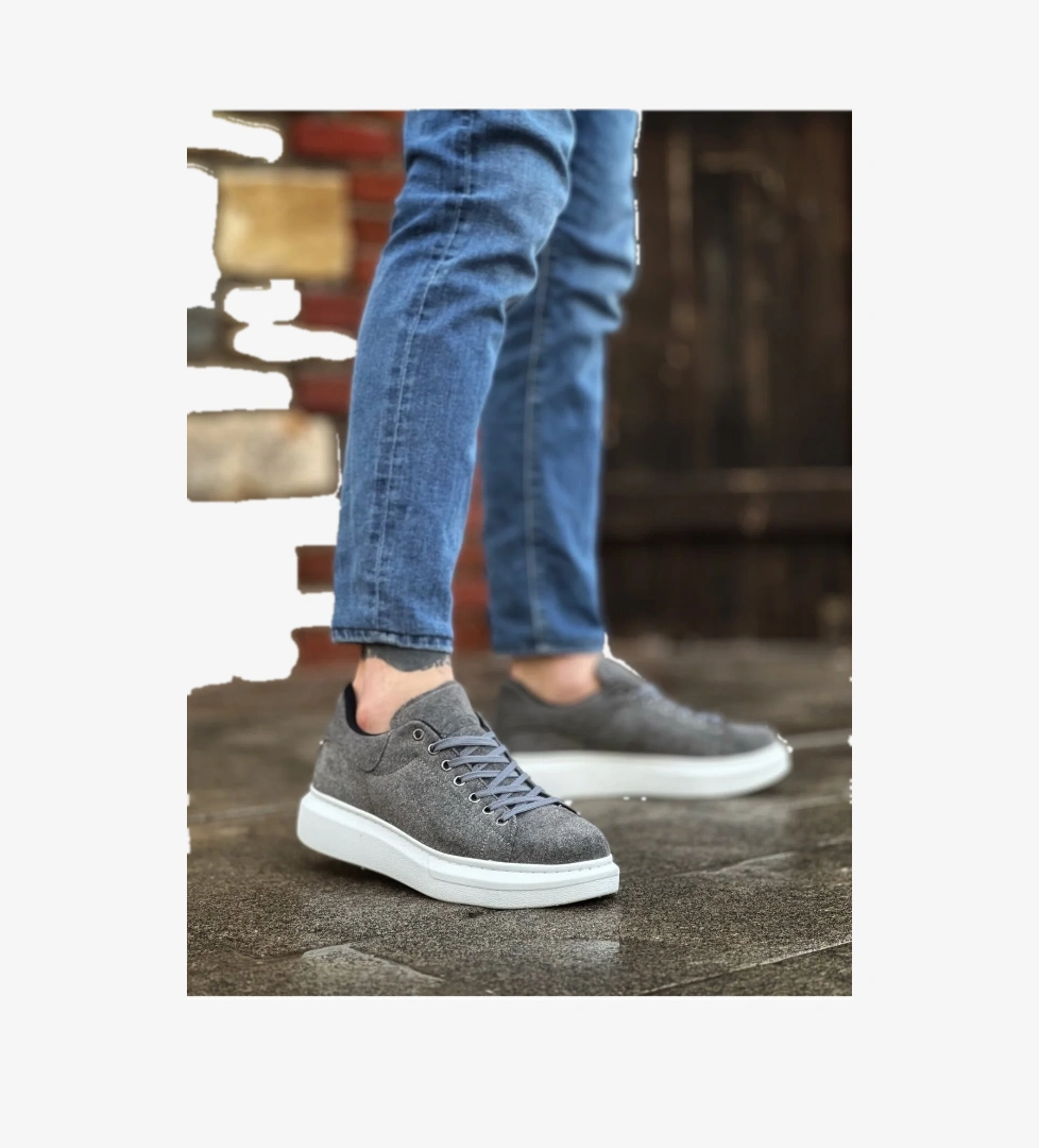 Pabucmarketi Bağcıklı Erkek Spor Ayakkabı GRİ SÜET (BEYAZ TABAN) model görseli