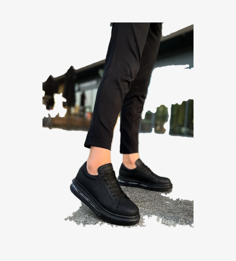 Pabucmarketi Bağcıklı Balon Taban Erkek Spor Ayakkabı Siyah - 2.796,25₺ - Flo