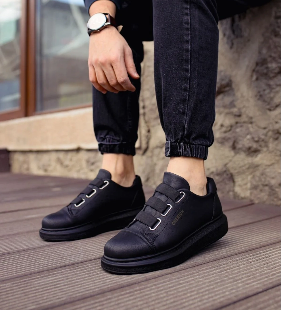 Lastikli Erkek Spor Ayakkabı Siyah - Görsel 1