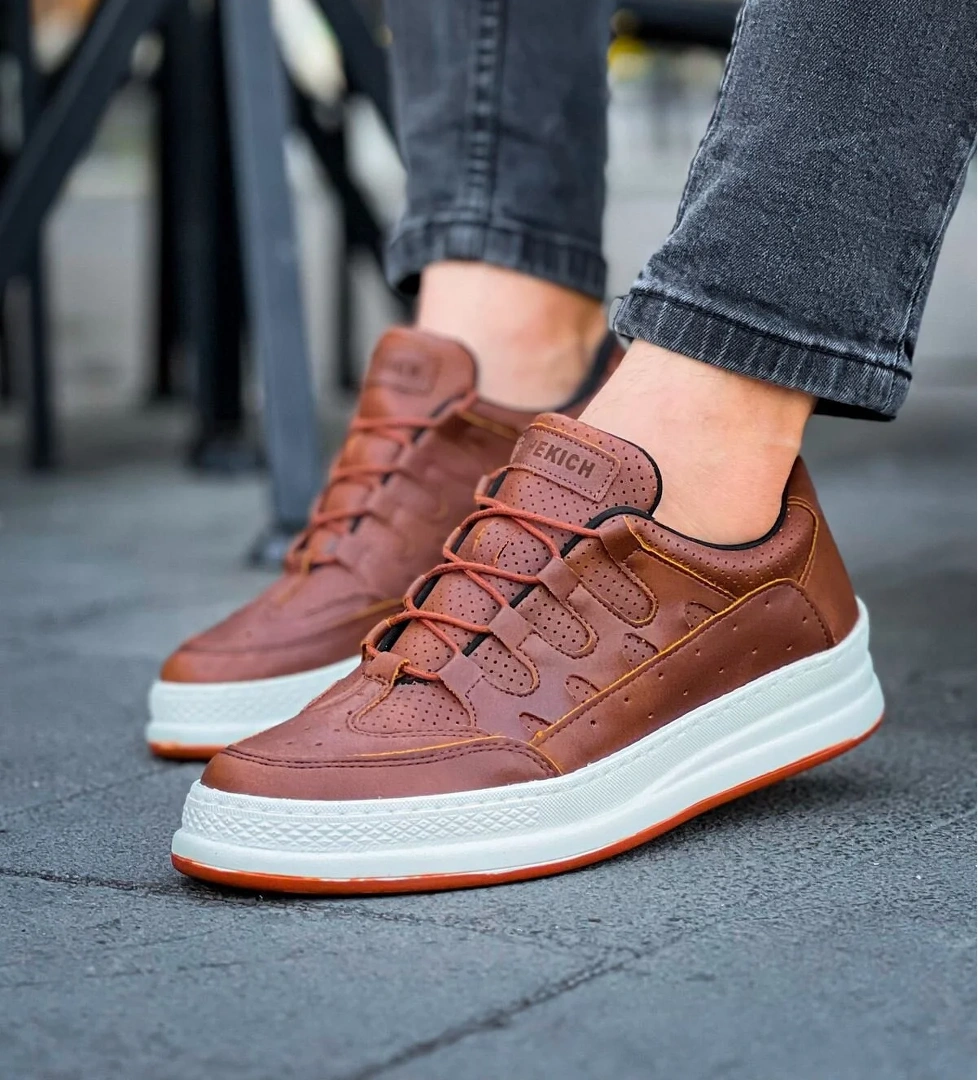 Bağcık Detaylı Erkek Spor Ayakkabı Taba