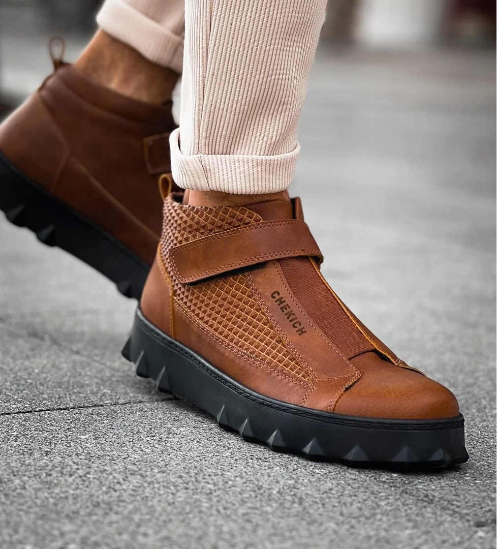 Pabucmarketi Cırtlı Erkek Sneaker Bot model görseli