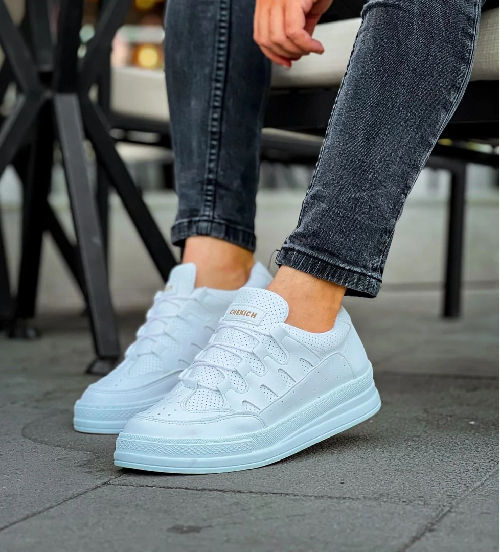 Bağcık Detaylı Erkek Spor Ayakkabı Beyaz