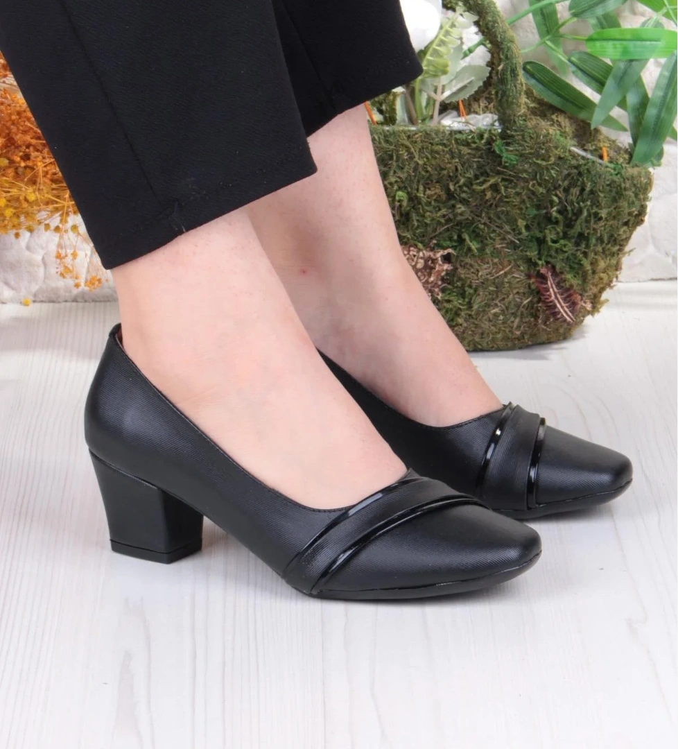 Fort 168675 Nur Rahat Esnek Alçak Topuklu Kadın Ayakkabı model görseli